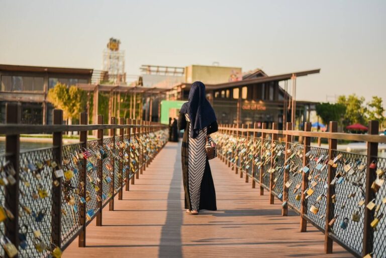 Plan your perfect vacation, at the world’s best price today.