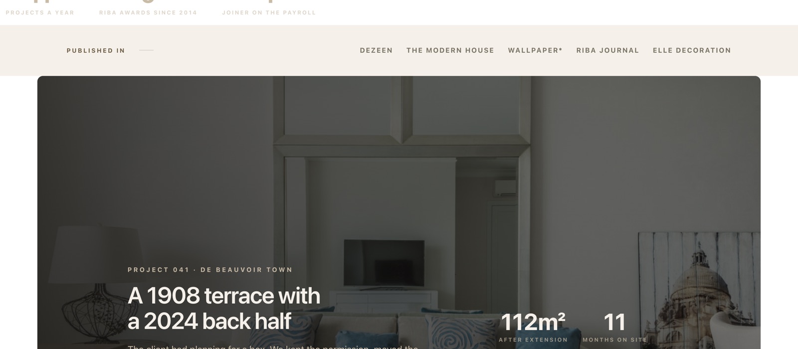 Background Reveal mid-scroll: a rounded band before it expands to full width