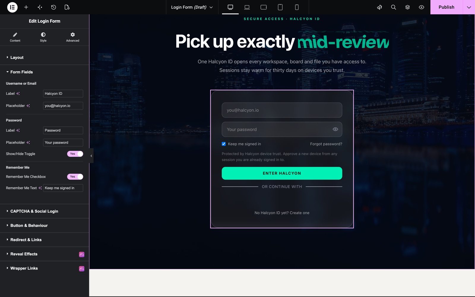 Elementor login form widget Form Fields section with placeholders, password toggle and Remember Me